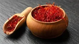 فاجعه صادراتی زعفران/  از دست رفتن بازارها و ارزآوری در سایه محدودیت‌های اینترنتی