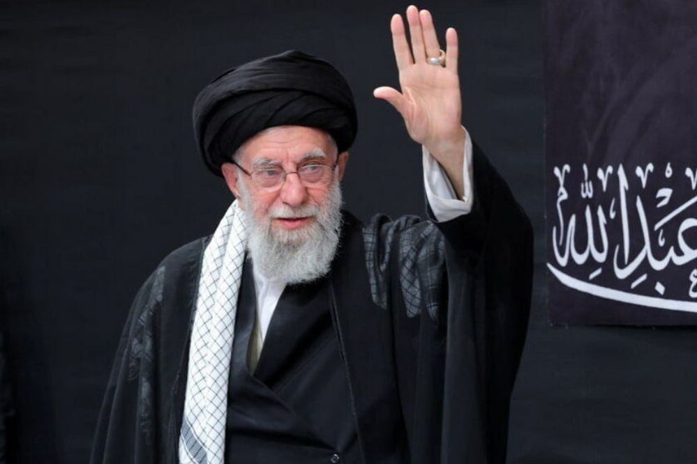 حیرت جهان از عظمت قائد شهید امت