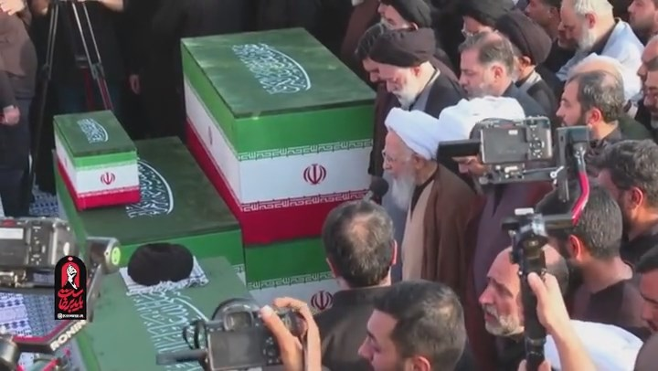 تصاویری از اقامه نماز آیت الله جوادی آملی بر پیکر رهبر شهید انقلاب + عکس تصاویری از اقامه نماز آیت الله جوادی آملی بر پیکر رهبر شهید انقلاب + عکس