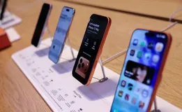 کاهش قیمت تلفن همراه در بازار؛ موبایل‌های بالای ۶۰۰ دلار ارزان شد؟