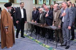 تصاویری از دیدار شاعران با رهبر انقلاب + عکس