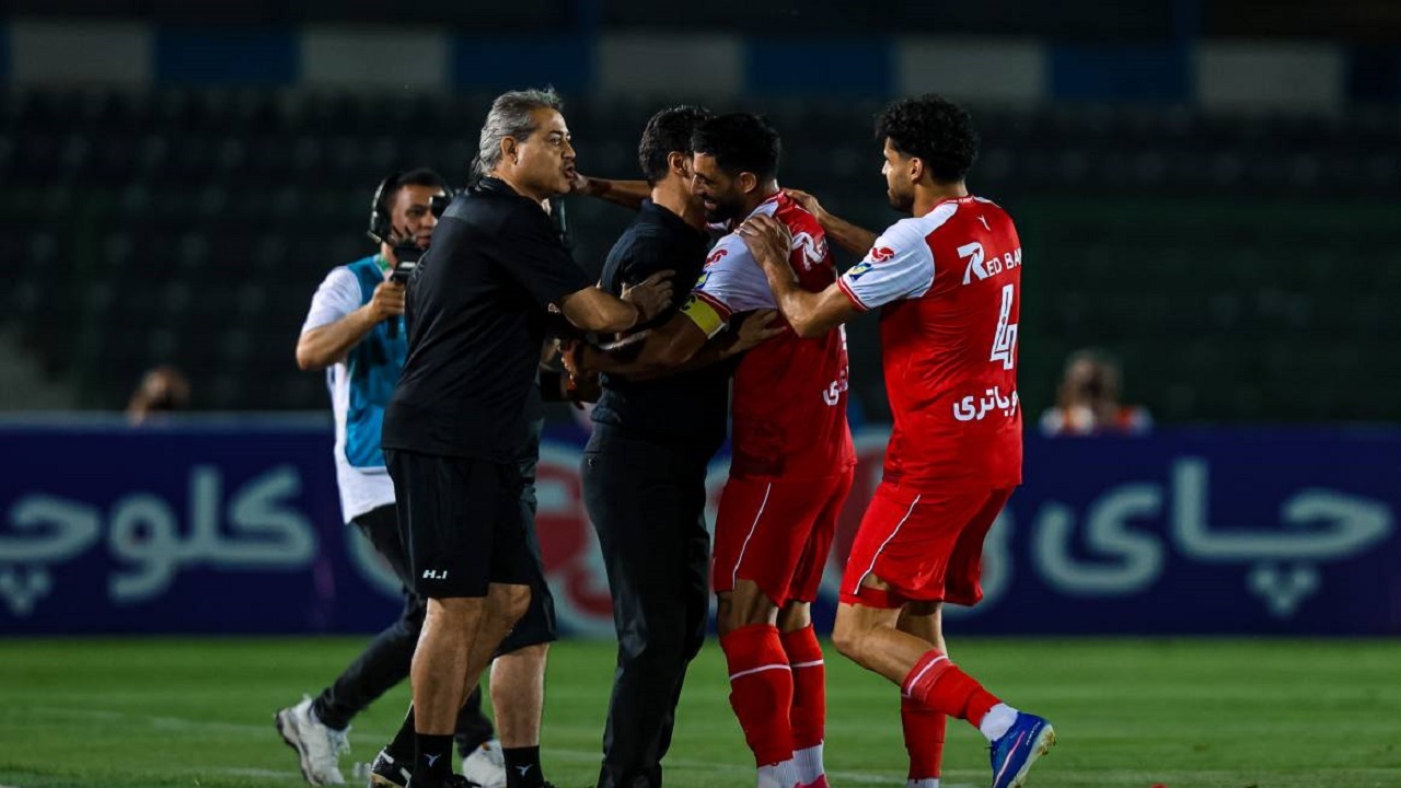 ترکیب احتمالی استقلال و پرسپولیس در دربی ۱۰۷؛ دو تیم با چه نفراتی وارد زمین میشوند؟ ترکیب احتمالی استقلال و پرسپولیس در دربی ۱۰۷؛ دو تیم با چه نفراتی وارد زمین میشوند؟