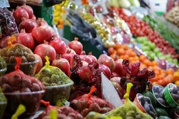 قیمت‌های عجیب میوه در بازار/ گیلاس، زردآلو، هلو و موز چند؟