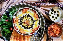 طرز تهیه آش رشته جا افتاده و لذیذ