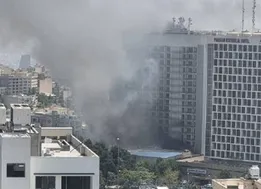 جزئیات آتش‌سوزی کنار هتل استقلال؛ محل حادثه داخل هتل نبود