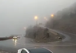 جاده چالوس و محور هراز در ساعات اخیر قفل شد