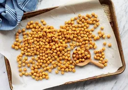 چند دلیل علمی برای مصرف نخود برشته / میان وعده‌ای سالم، مغذی و رژیمی