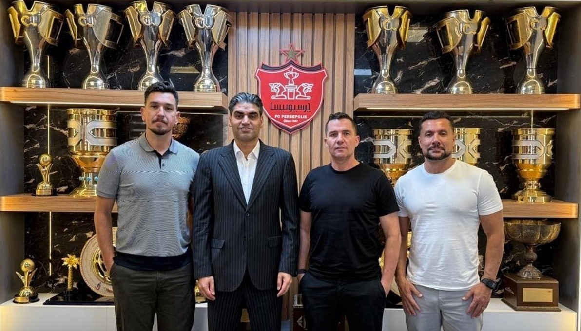 عکس | پایان همکاری پرسپولیس با اوسمار ویرا عکس | پایان همکاری پرسپولیس با اوسمار ویرا