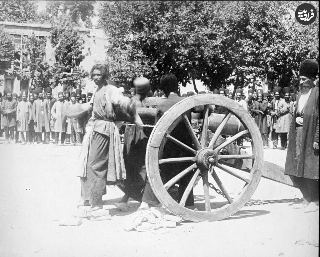 عکس/ صحنه اعدام با توپ در شیراز در دوران قاجار