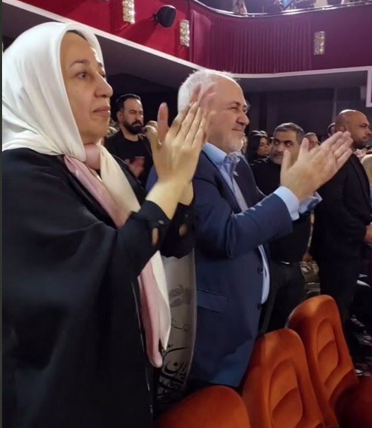 جدیدترین عکس از محمدجواد ظریف در یک مراسم خاص جدیدترین عکس از محمدجواد ظریف در یک مراسم خاص