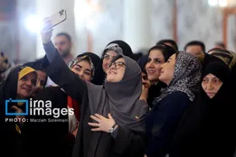عکس/ سلفی همسر جوان عراقچی، دختر پزشکیان و فاطمه مهاجرانی در نمایشگاه خیریه انجمن دیپلماتیک بانوان/ لاله افتخاری هم بود