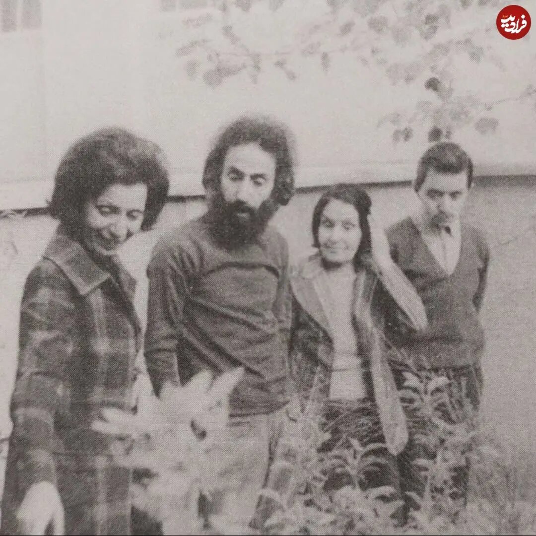 سهراب سپهری در کنار خانواده و در خانه گیشا تهران؛ سال ۵۵ + عکس
