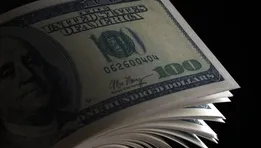 پیش بینی قیمت دلار دوشنبه ۶ بهمن ۱۴۰۴