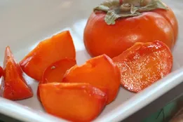در خوردن این میوه پاییزی زیاده روی نکنید