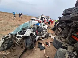تصادف خونین در جاده قدیم تاکستان به ابهر ۶ کشته و یک مصدوم برجای گذاشت