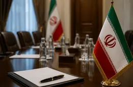 منبع آگاه: آغاز مذاکرات منوط به عقب‌نشینی آمریکا از مواضعش است