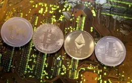 بروزترین قیمت بیت کوین و ارز‌های دیجیتال امروز دوشنبه ۴ خرداد ۱۴۰۵ + جدول