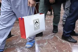 توقیف ۶۷ ملک صاحب چای دبش برای جبران خسارات شاکی‌ها