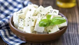 طرز تهیه پنیر لیقوان در منزل