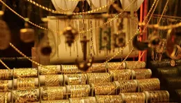 بازار طلا در محدوده حساس قرار گرفت/ نبرد دلار و اونس بر سر مسیر طلا