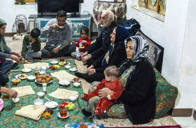 تصاویر | زندگی ساده خانواده شش نفره ترابی در دودانگه