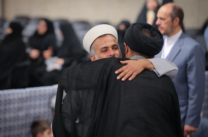 تمدن نوین اسلامی در گرو اتحاد مسلمانان مقابل کفر تمدن نوین اسلامی در گرو اتحاد مسلمانان مقابل کفر