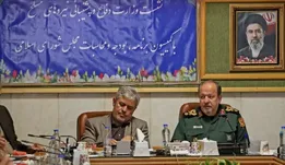 سرپرست وزارت دفاع: ما خود را برای تهدید‌های ۵۰ سال آینده آماده می‌کنیم / برخی بمب‌ها فقط برای استفاده علیه ایران ساخته شده بود