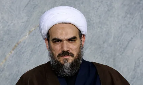 همسر شهید سید بشری خامنه‌ای: همسرم به معنای واقعی‌ام ابی‌های پدر بود/ با همسر شهیدم ۲۶ سال زندگی کردم/ ۱۱ سال آن را در جوار رهبر شهید بود