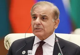 شهباز شریف از حصارکشی مرز افغانستان دفاع کرد؛ امنیت پاکستان خط قرمز ماست