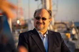 صندوق نفت برکناری رسمی شریعتمداری را اعلام کرد