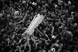 نماز بر پیکر امام به امامت چه کسی اقامه شد؟/ماجرای تماس حاج احمد آقا با قم
